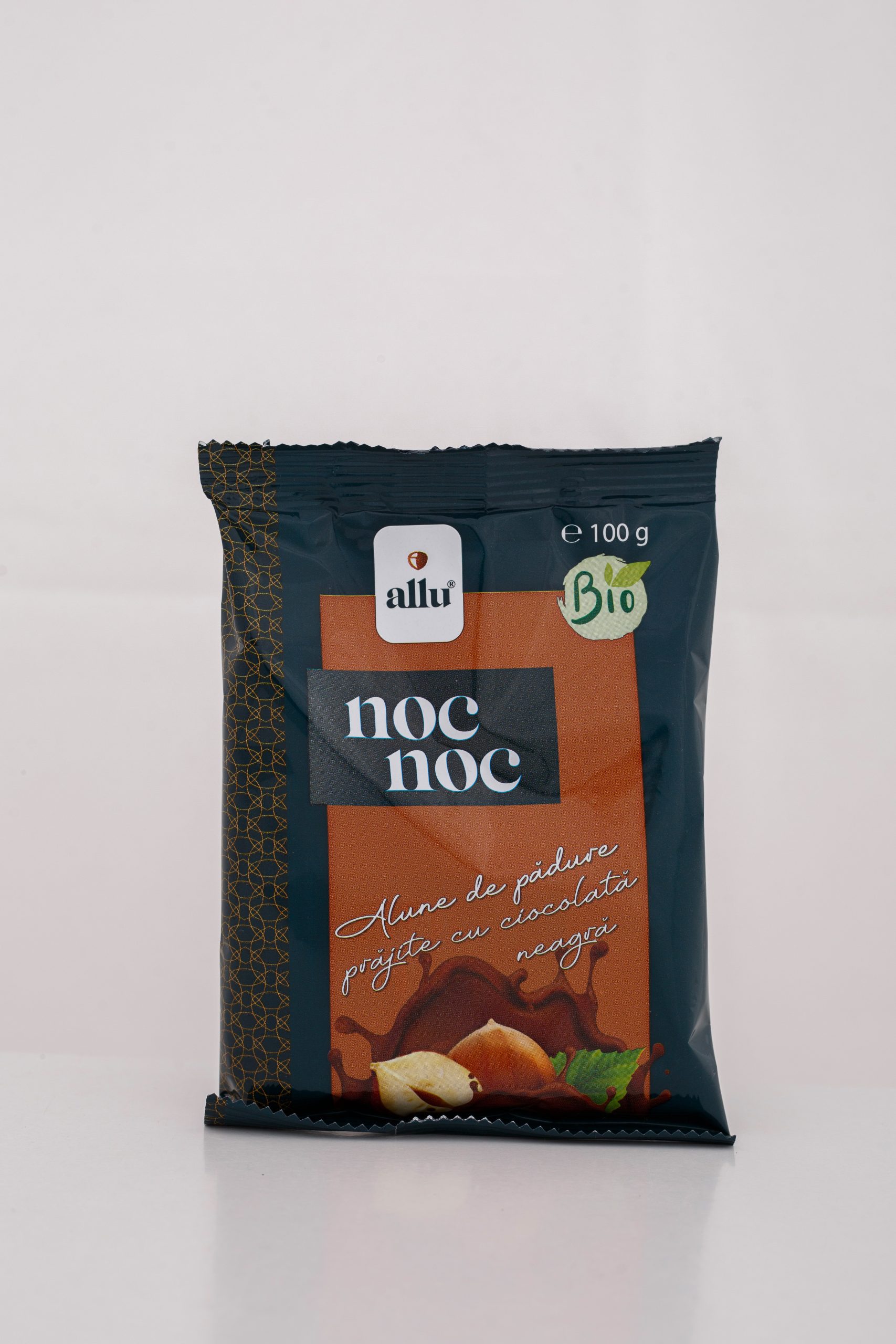 Noc Noc – Alune de pădure prăjite cu ciocolată neagră, 100 g